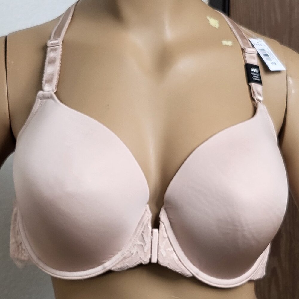 NWT Torrid cream-colored underwire bra front hook with lace accents size 40D